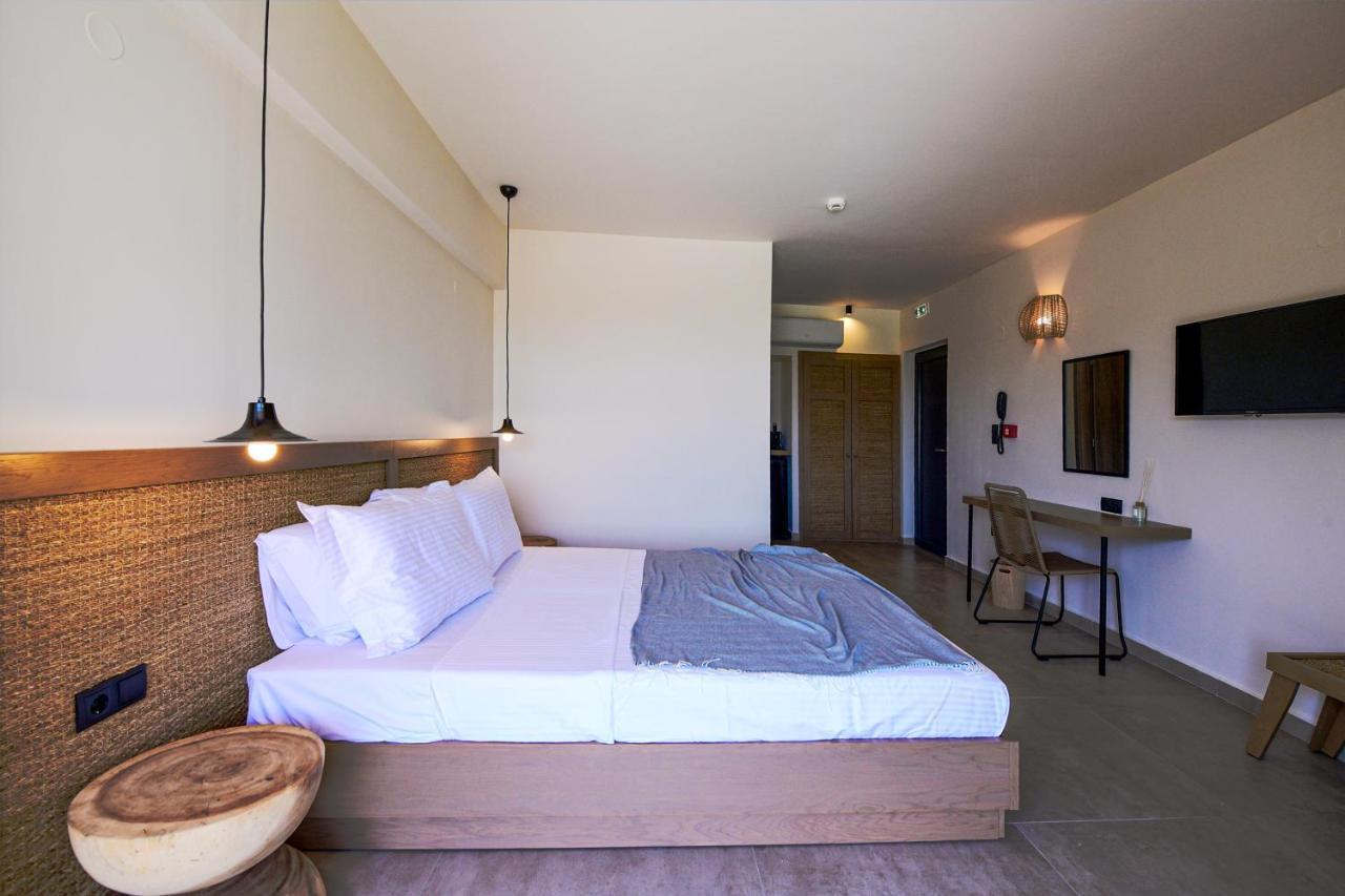 Elies Aesthetic Living Hotel Nea Iraklitsa Exterior foto