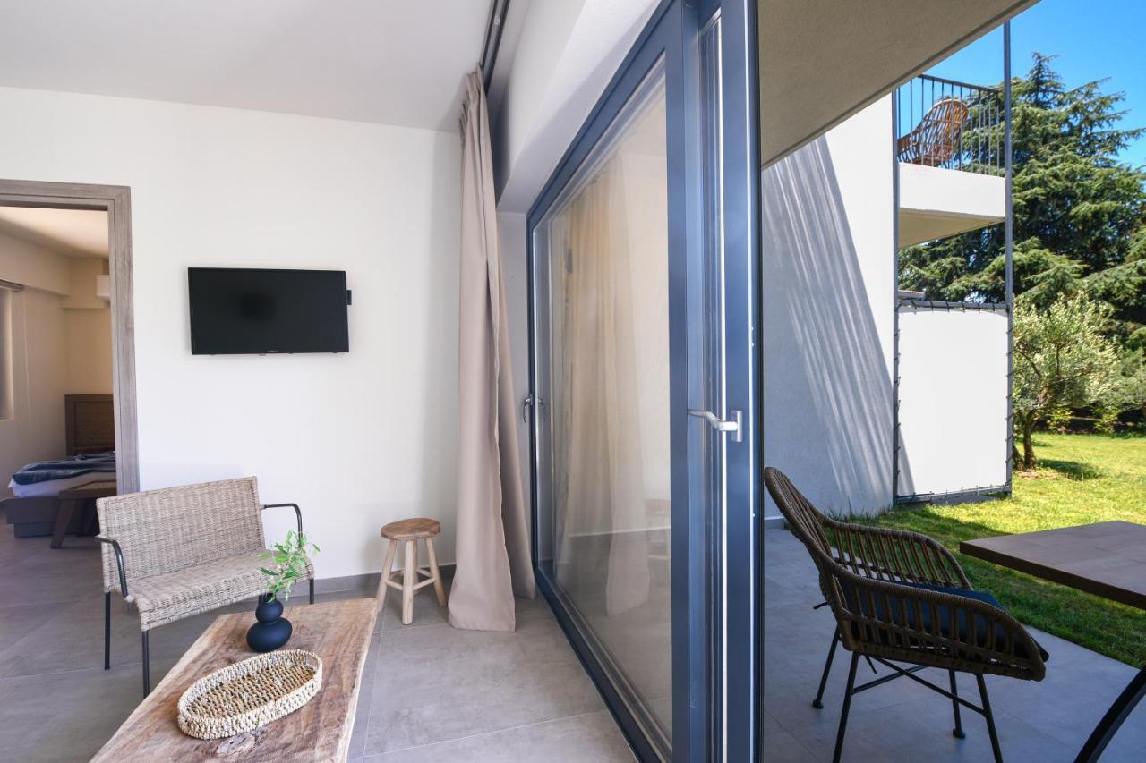 Elies Aesthetic Living Hotel Nea Iraklitsa Exterior foto