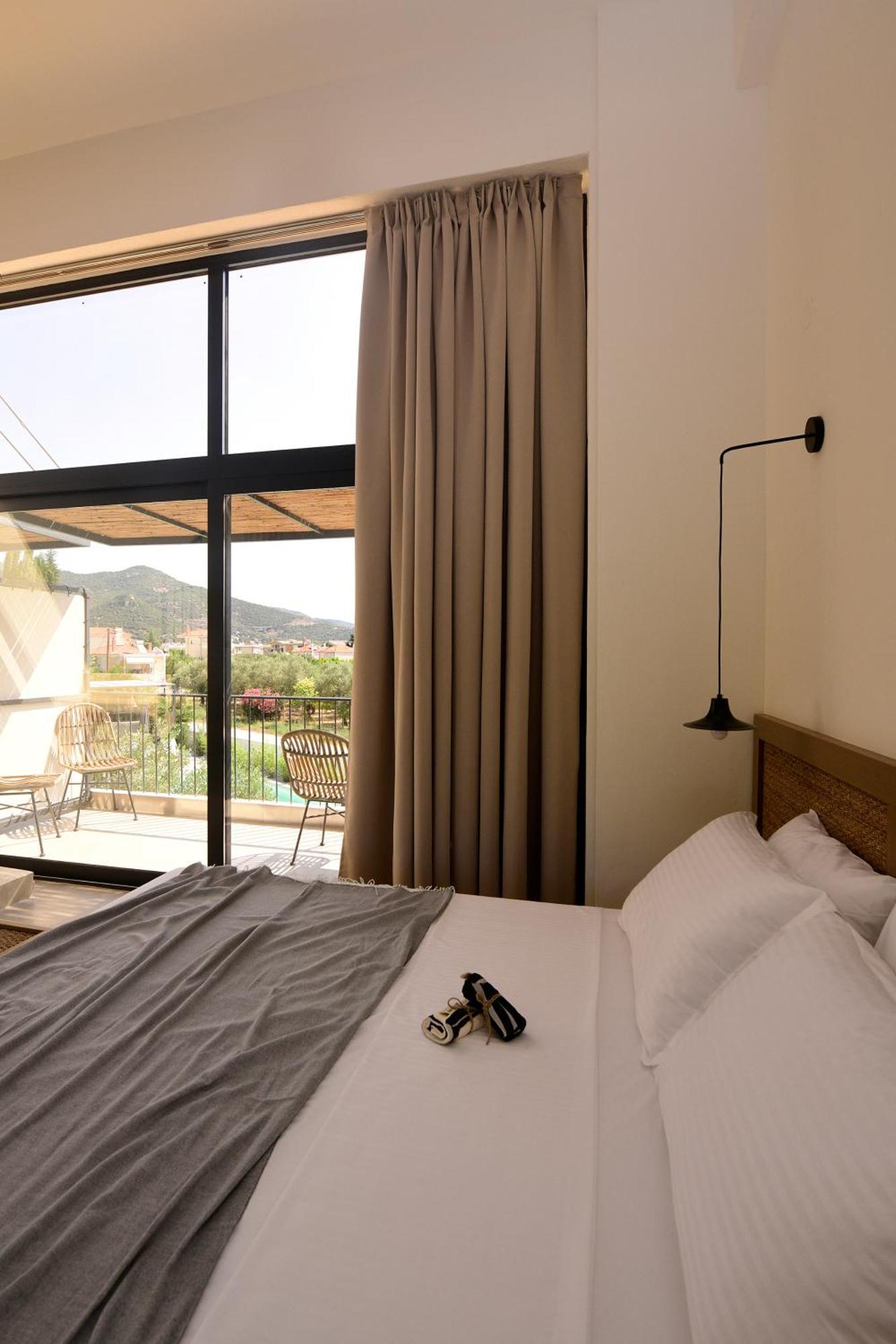 Elies Aesthetic Living Hotel Nea Iraklitsa Exterior foto